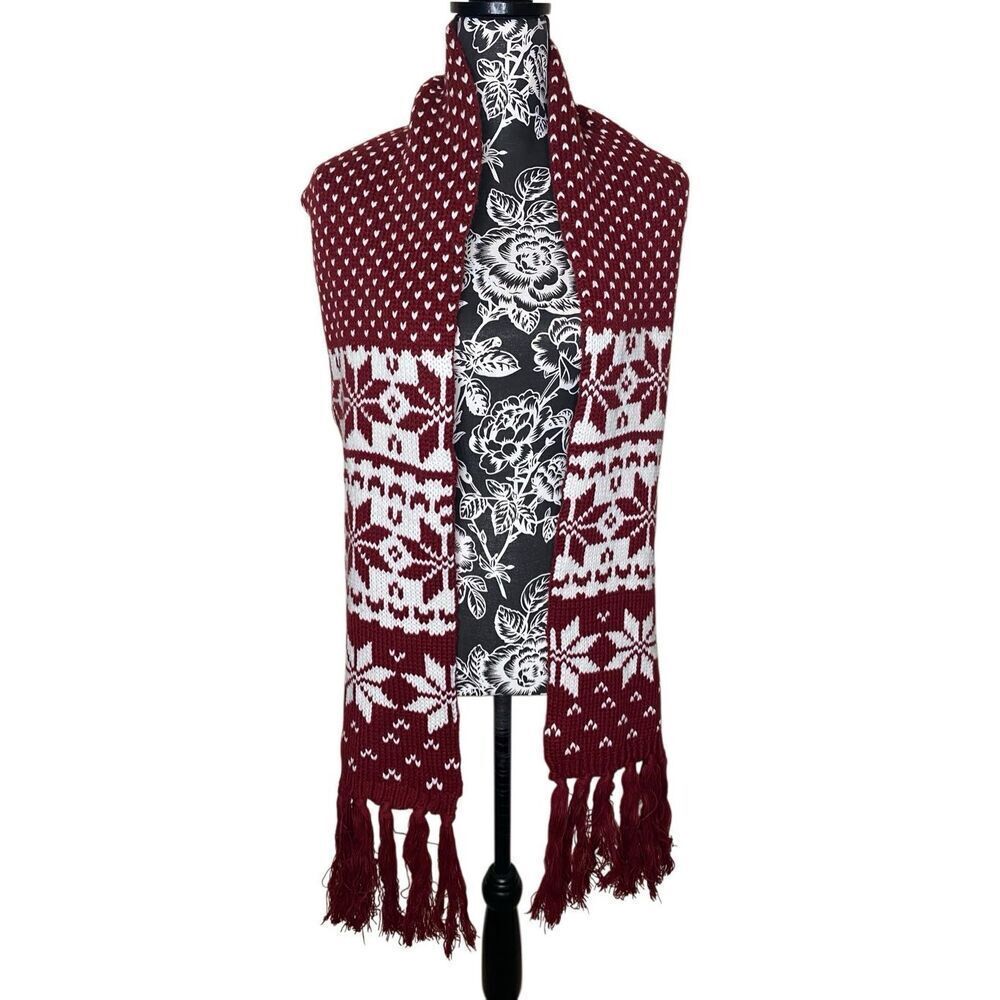 Red White Knit Scarf Fair Isle Snowflake Pattern Fringe Soft Winter Holiday
